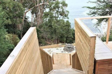 Hidden Bay Retreat-5 Bed- 15min to Hobart