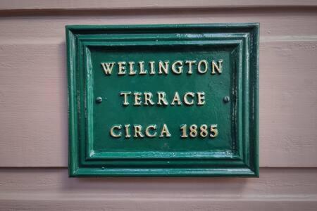 Historic Home close to CBD 3Brm with views