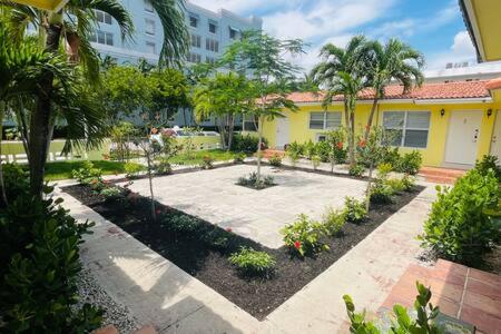 Huge 1 bed newly renovated free parking