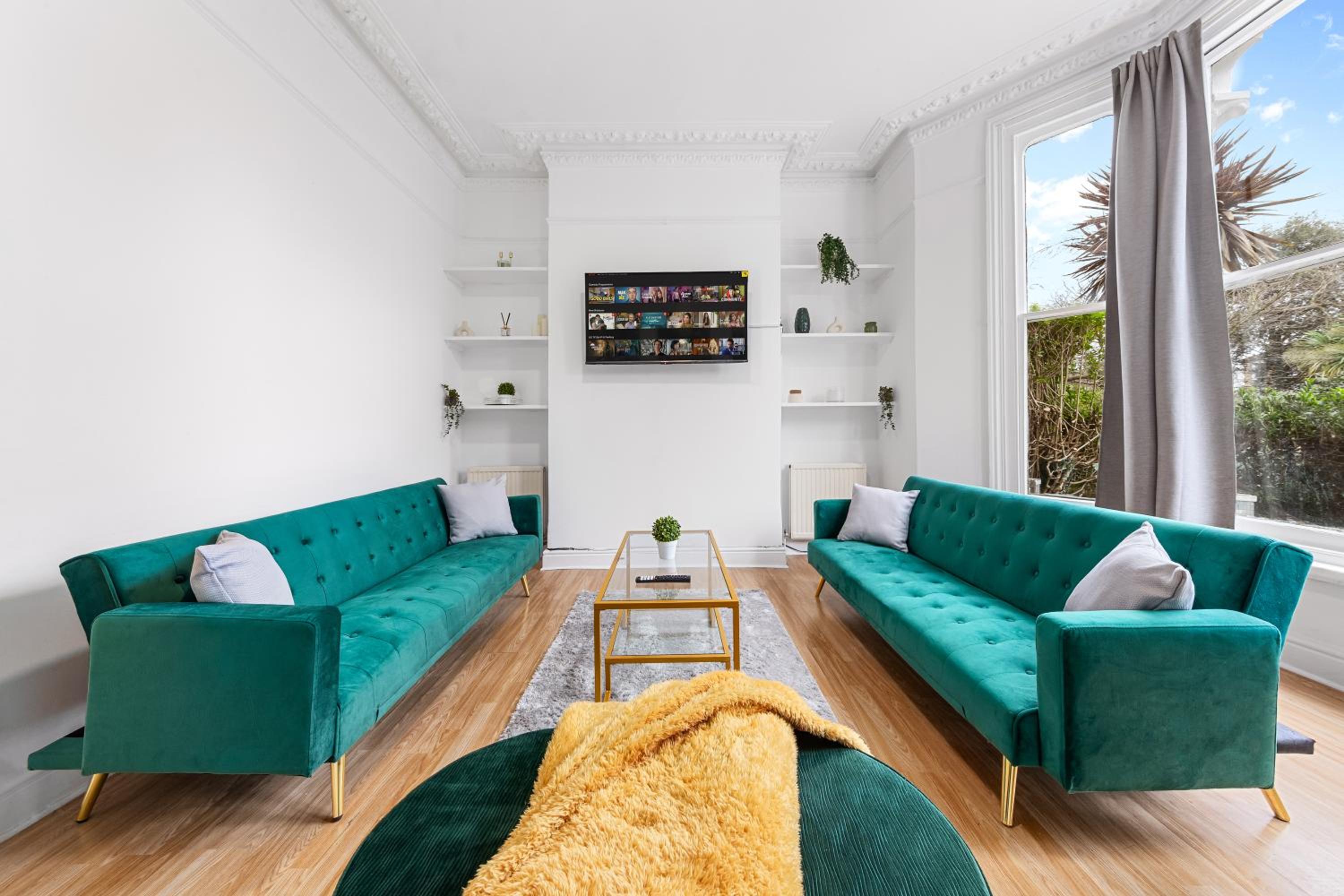 lounge