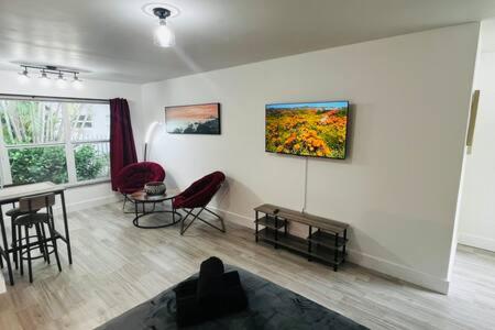 Cozy xxl studio FREE Parking