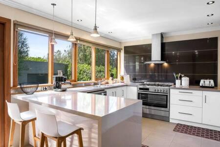 Charming inner city home excellent base in Hobart