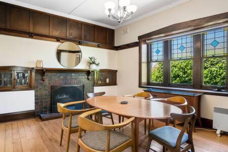 Charming inner city home excellent base in Hobart