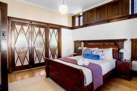 Charming inner city home excellent base in Hobart