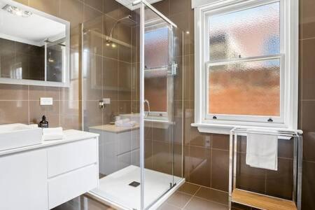 Charming inner city home excellent base in Hobart