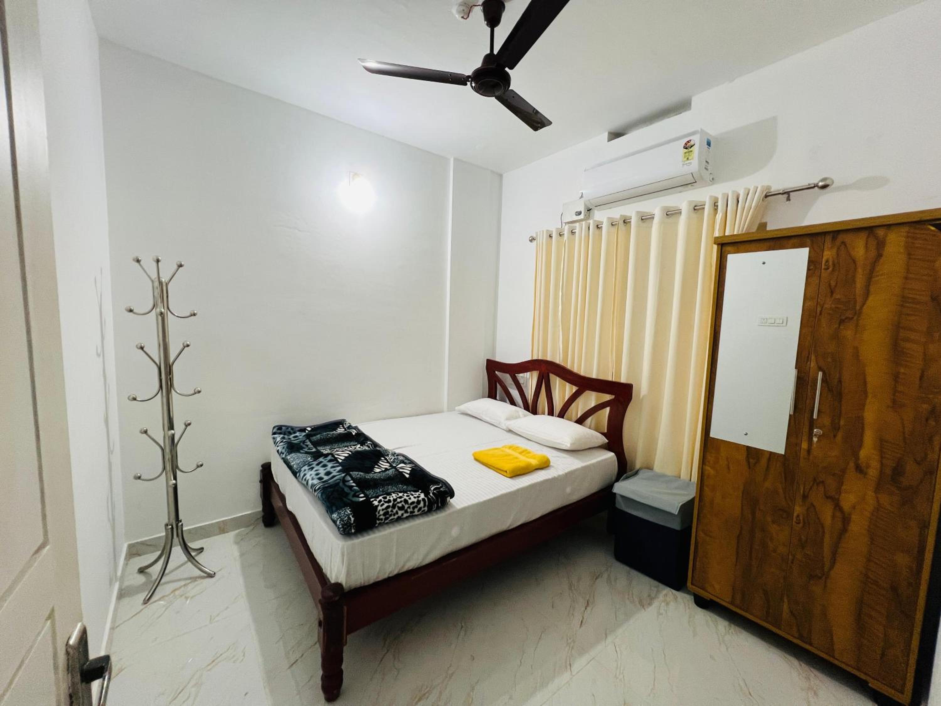 Furnished 2 BHK Family Apartments near Triprayar Shree Rama Temple - Beevees Homes Thriprayar view 4