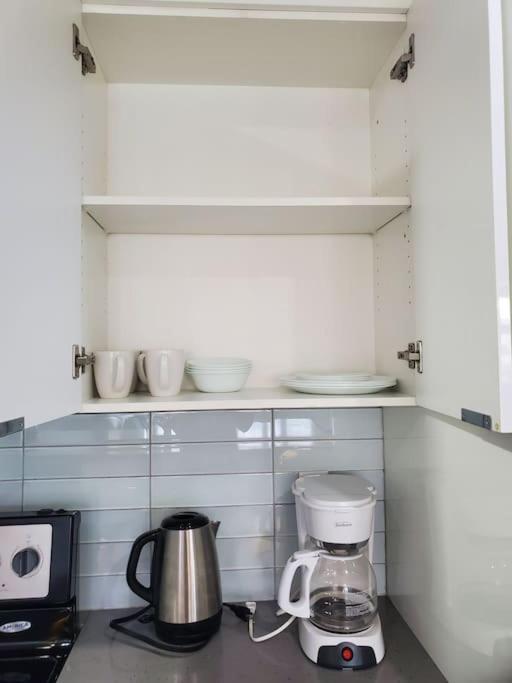 Stunning 1 bedroom condo in Calgary with riverview
