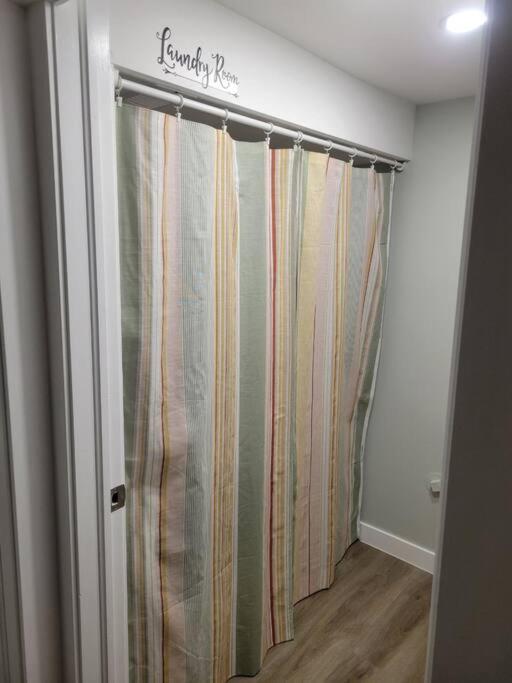 1 bedroom basement apartment with free parking