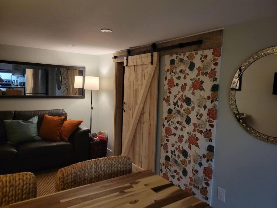 1 bedroom basement apartment with free parking