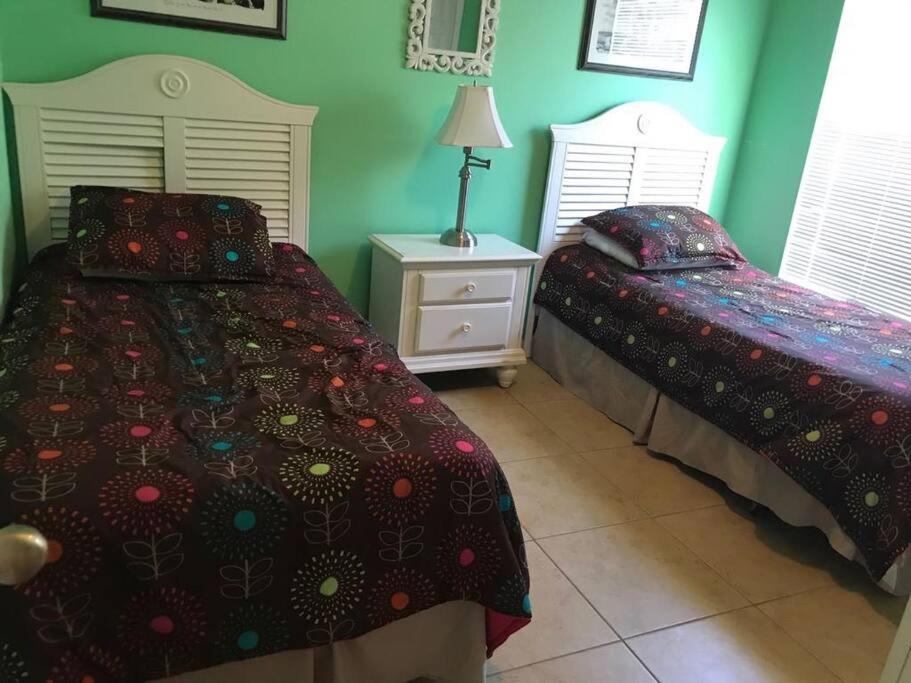 4br/3ba Disney Area Luxury Resort with pool/spa
