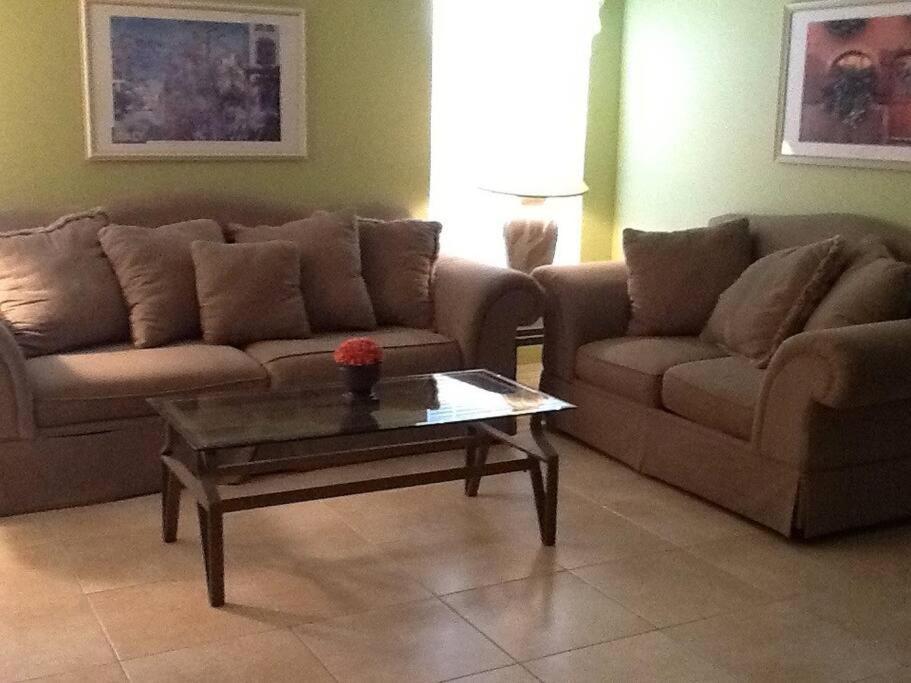 4br/3ba Disney Area Luxury Resort with pool/spa