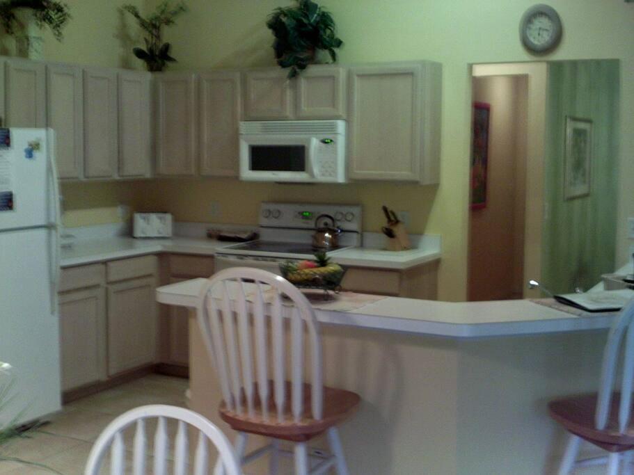 4br/3ba Disney Area Luxury Resort with pool/spa