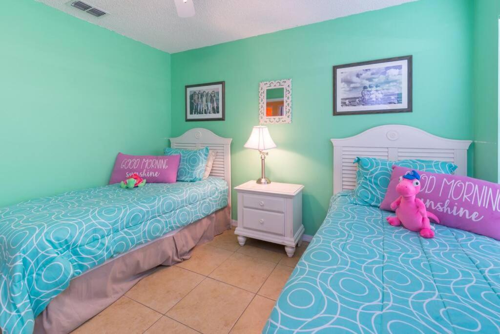4br/3ba Disney Area Luxury Resort with pool/spa