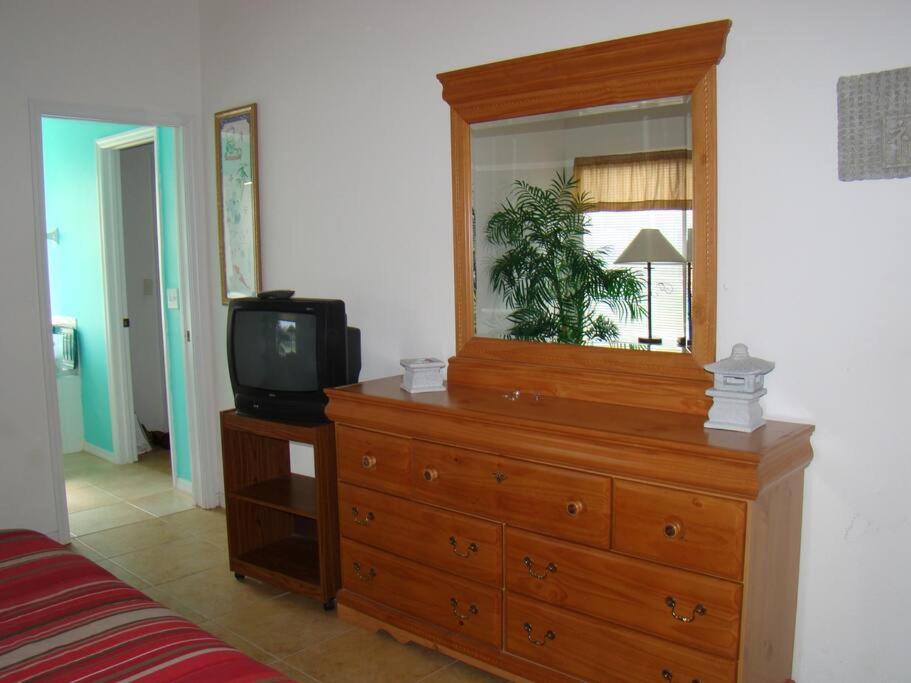 4br/3ba Disney Area Luxury Resort with pool/spa