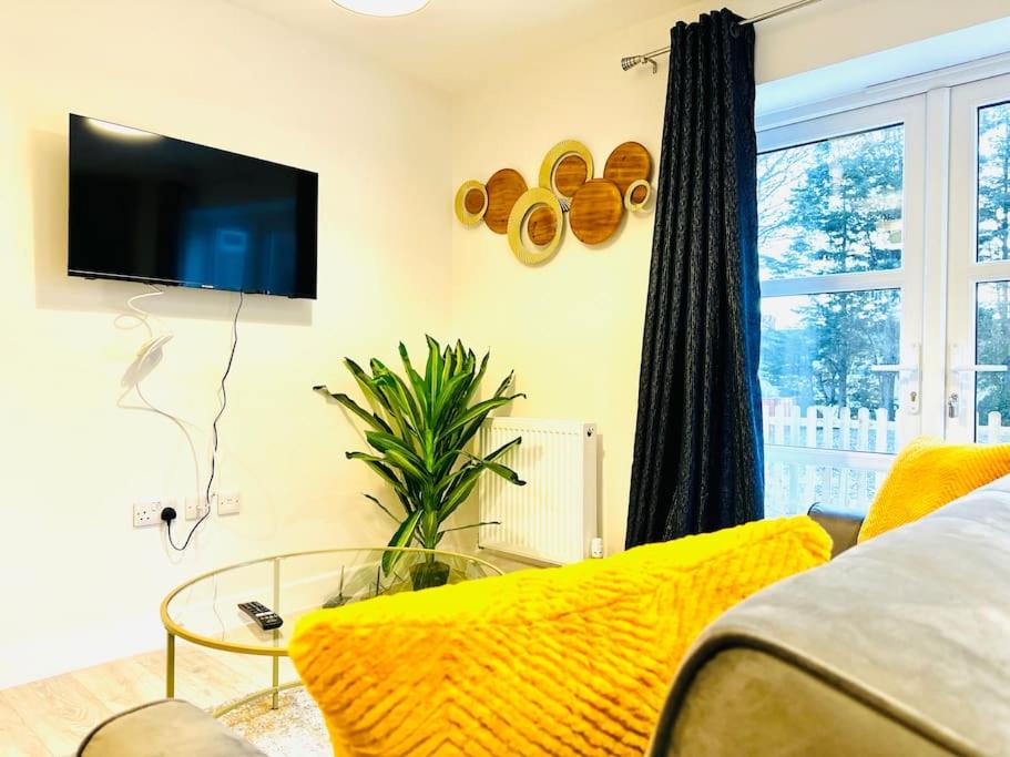 Luxury Dover suites near Ferry view 5