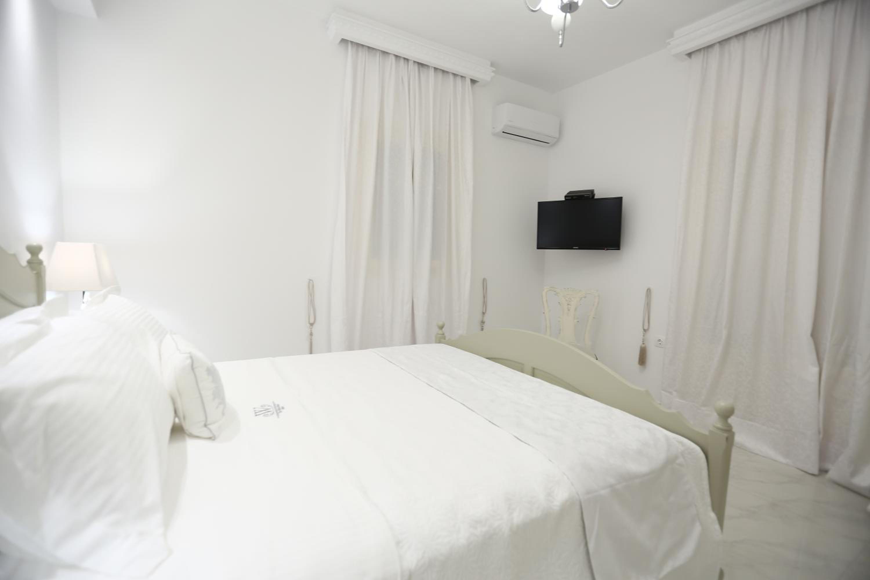 The White Suites