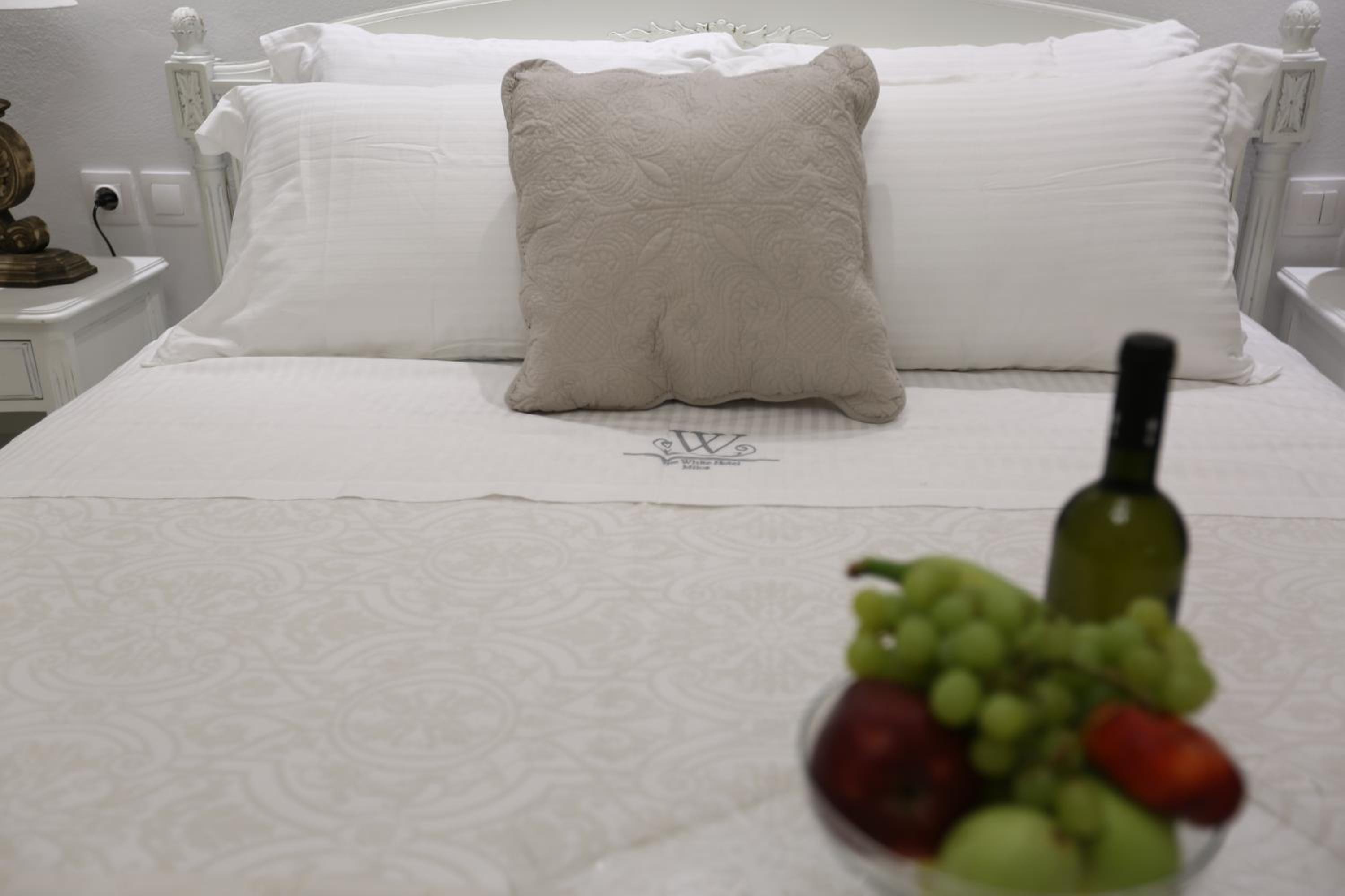 The White Suites