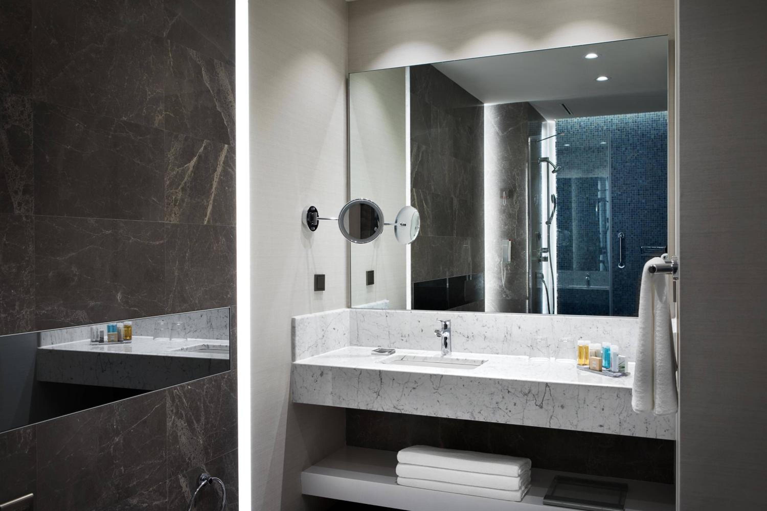 Istanbul Marriott Hotel Sisli - Image 22