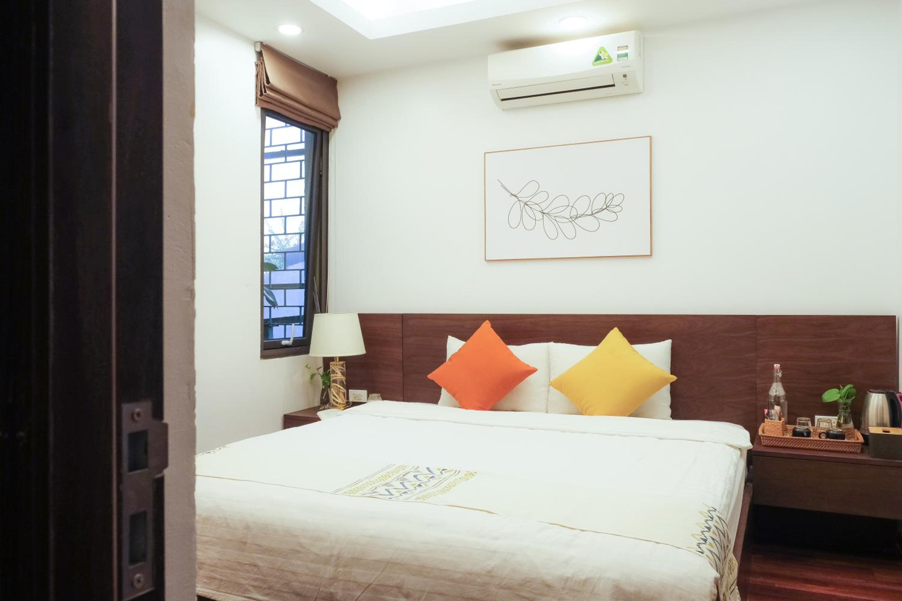 Luxe Paradise Hotel 22 Nam Ngu street