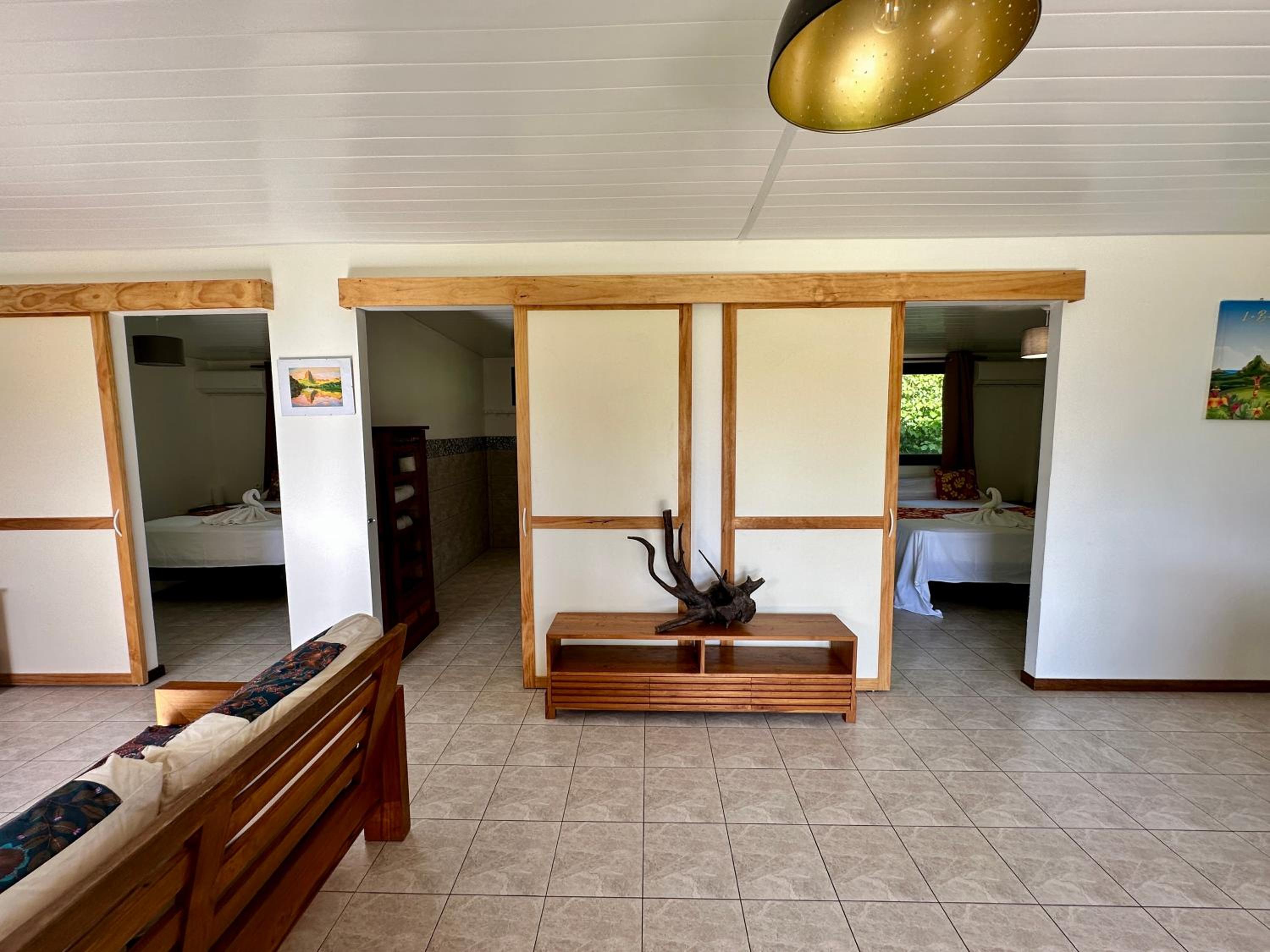 Maison TuiMatai, plage blanc privé vue sur Tahiti