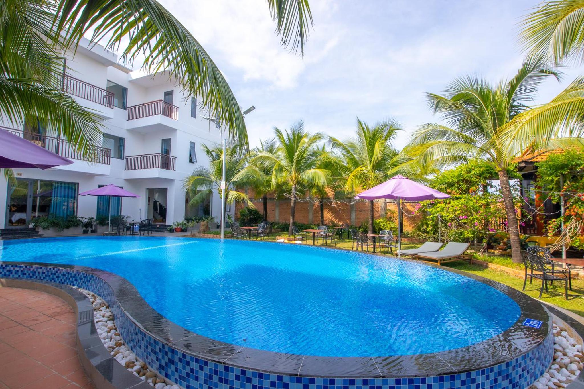 Hung Vuong Resort