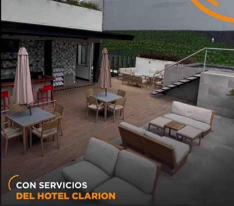 Eon Apart-estudio zona 10 con AC view 3