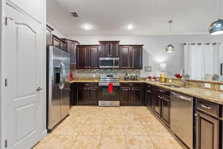 Perfect for Families - Pool, Smart TVs, & More!