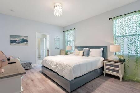 Perfect for Families - Pool, Smart TVs, & More!