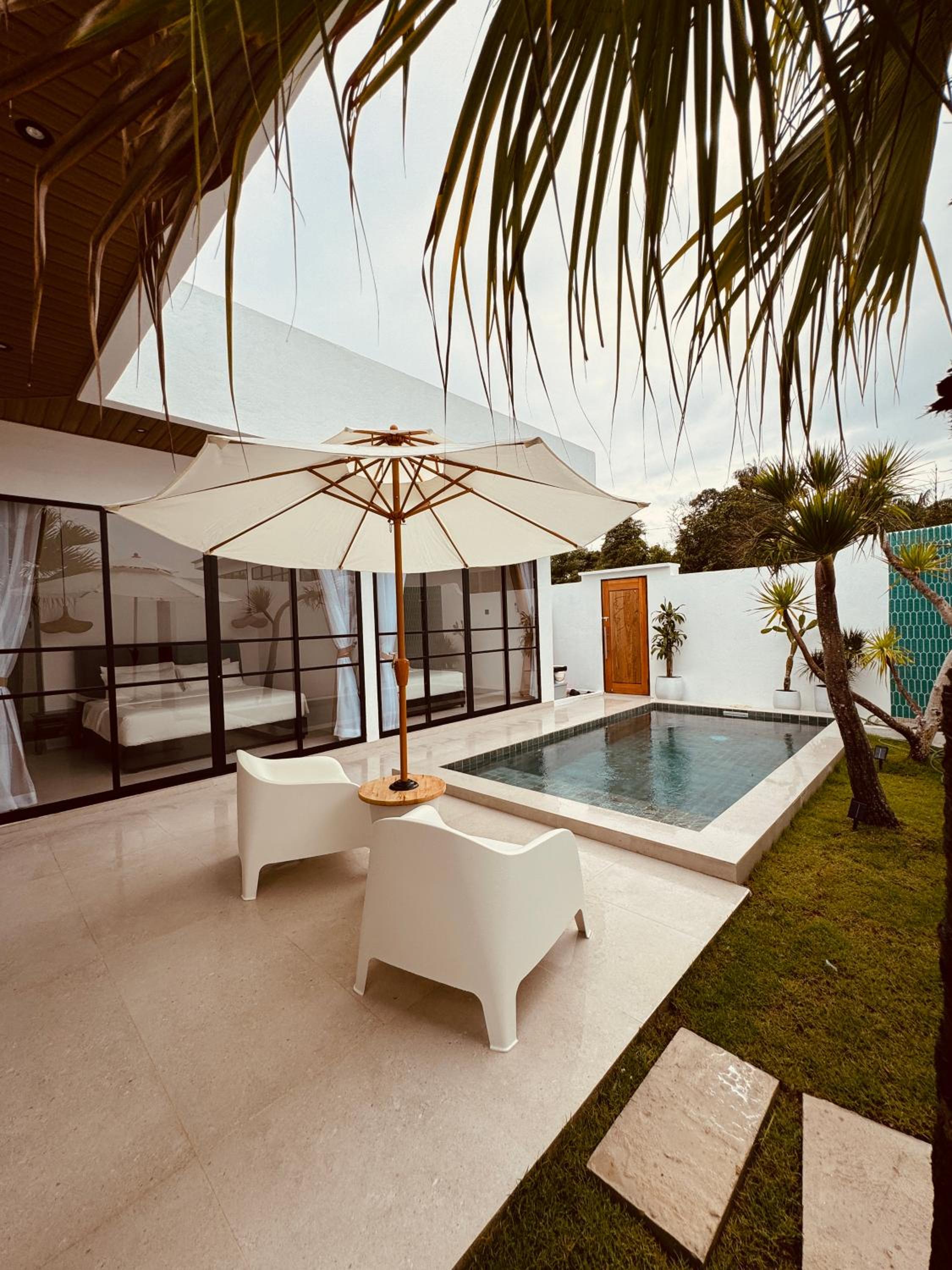 Alys Villa Cempaka Private Pool photo 2