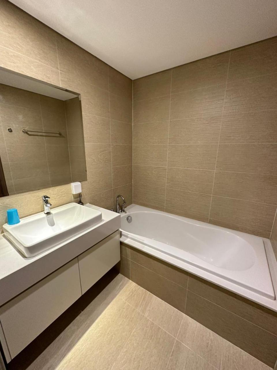 Vinhomes Sky Lake Phạm Hùng View Keangnam