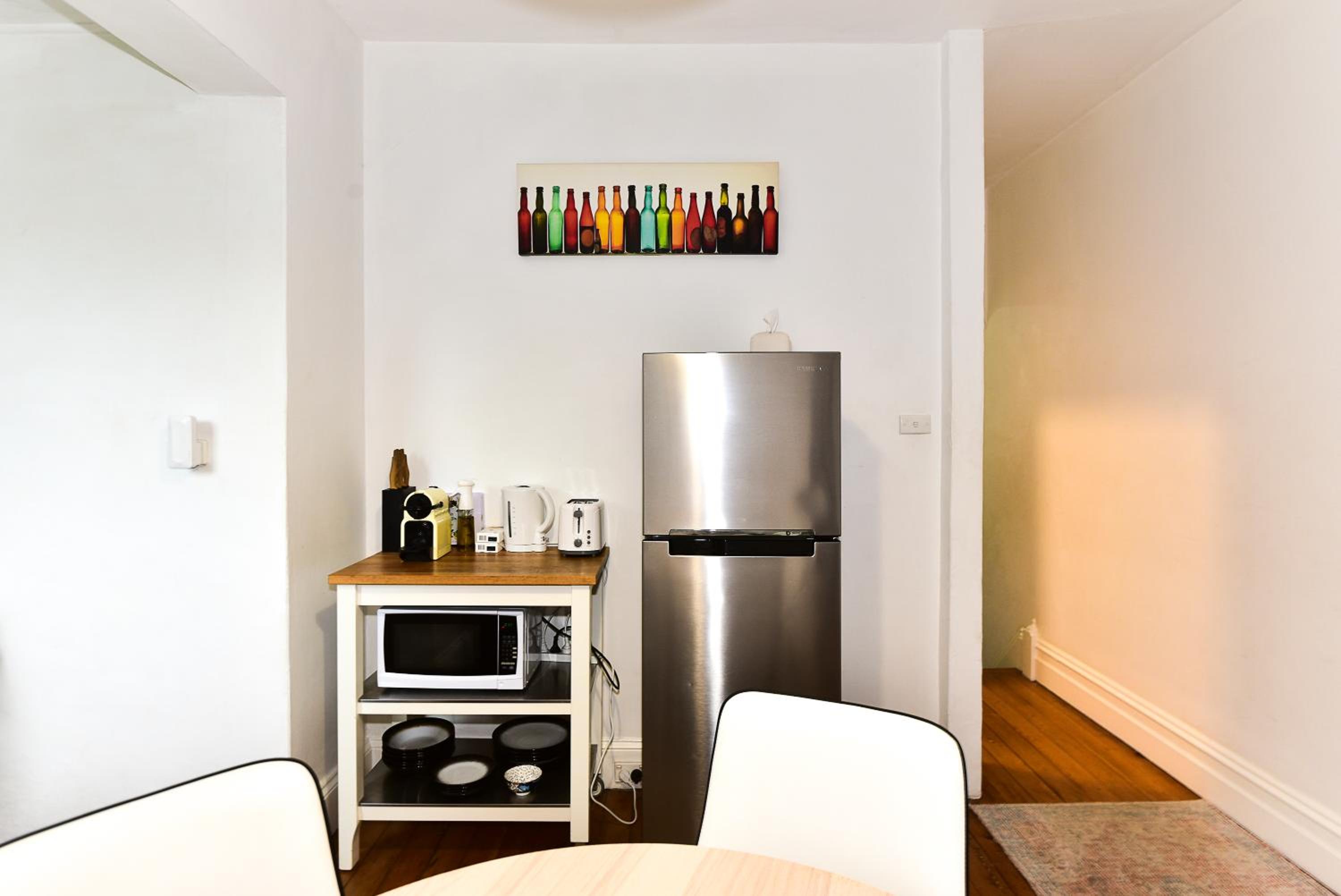 Sunny Apartment in Surry Hills