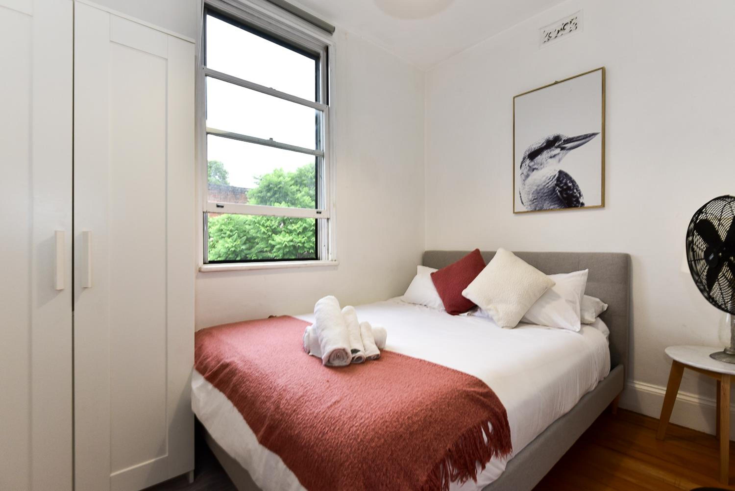 Sunny Apartment in Surry Hills