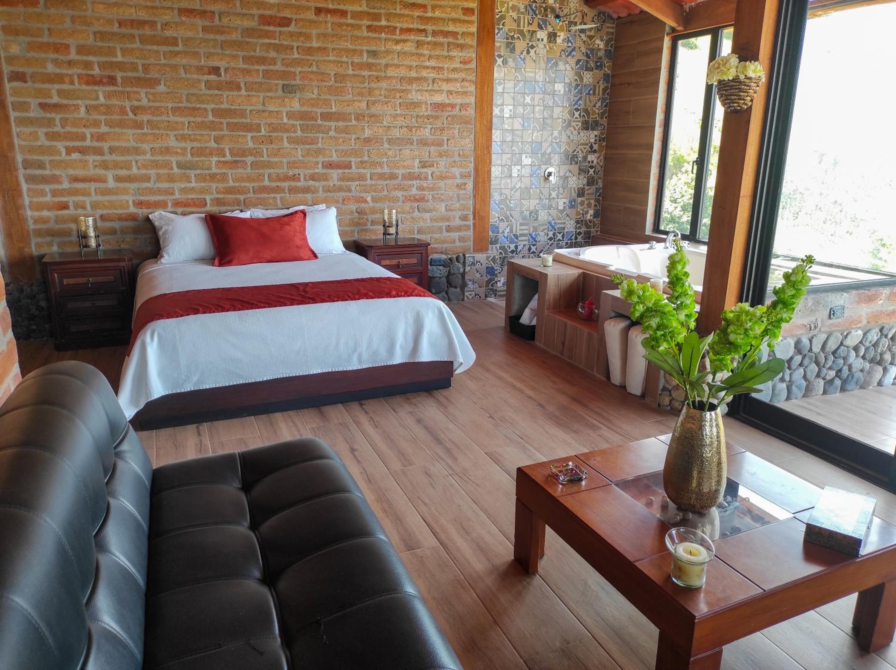 Pumamaki EcoLodge Glamping