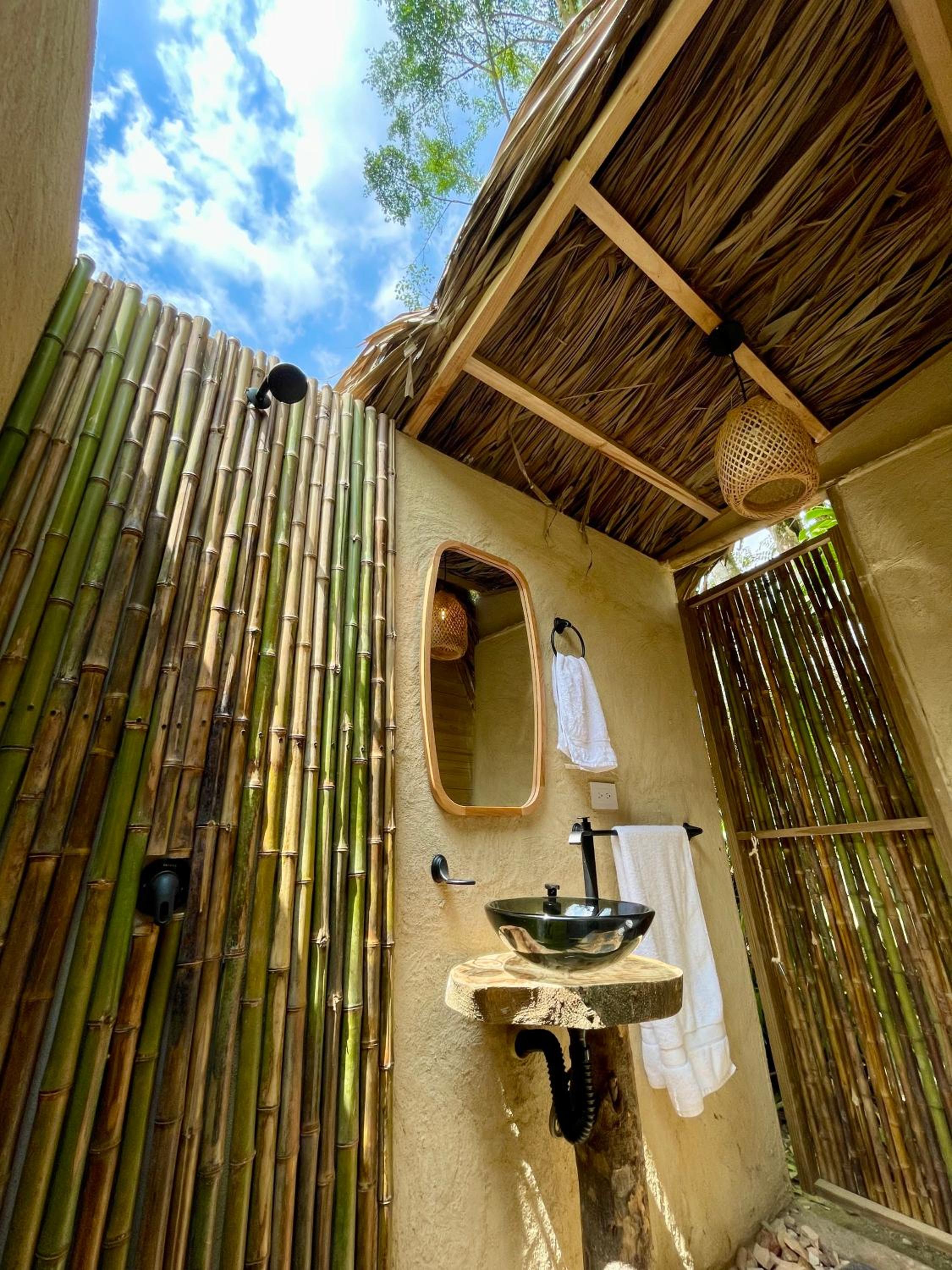 ALMAH GLAMPING