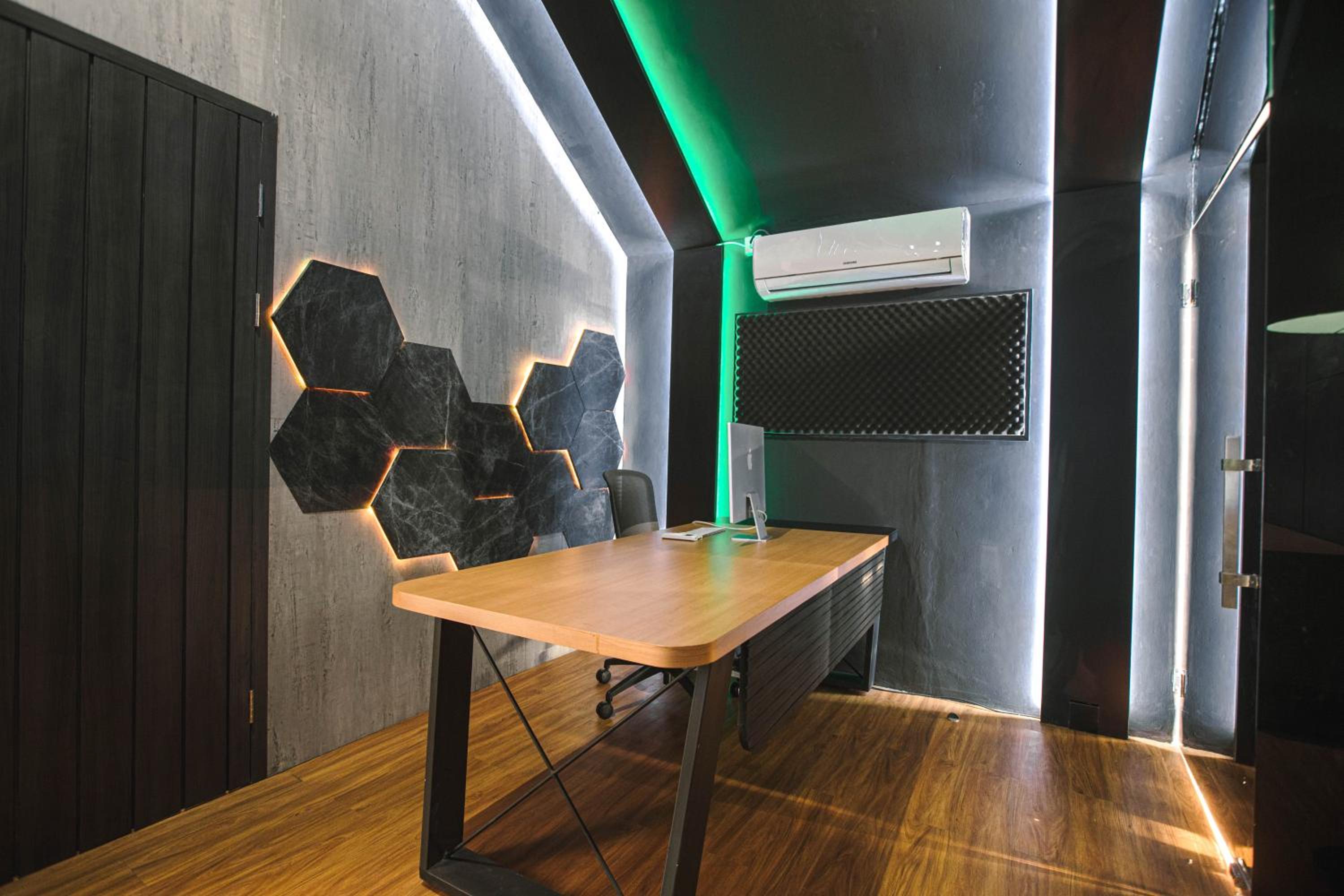 meeting & event spaces