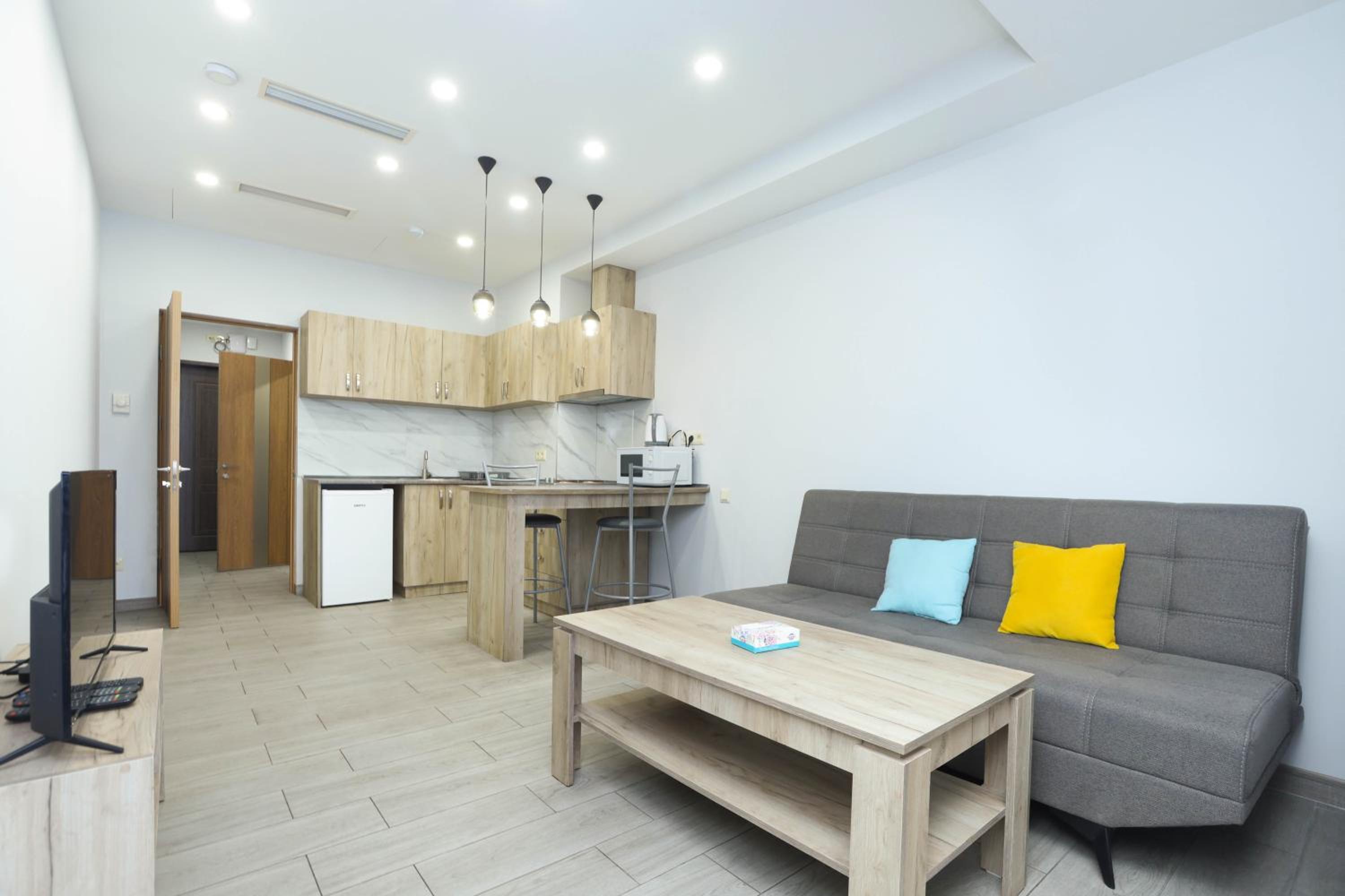 Apart-hotel on Koghbatsi 16