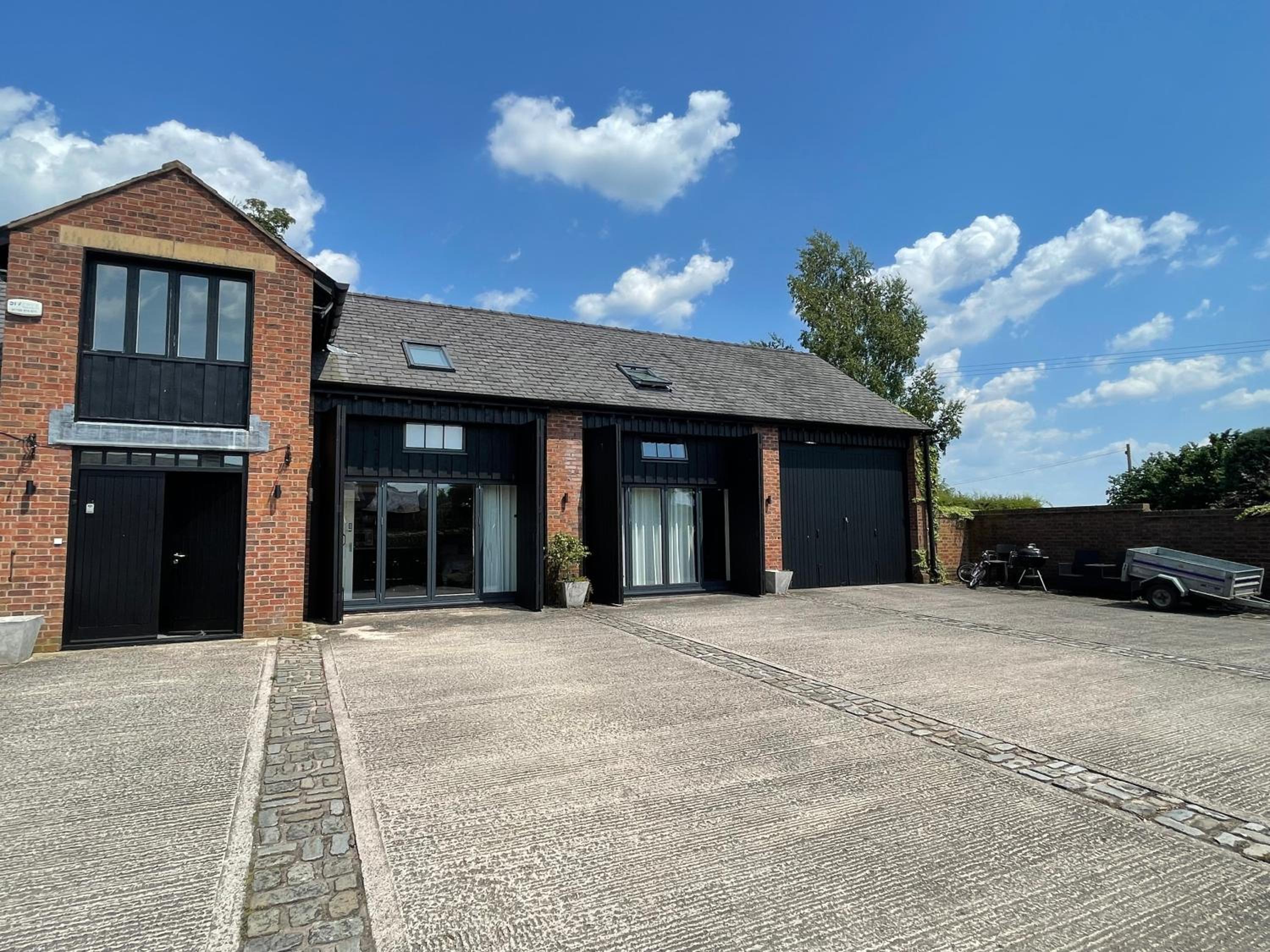 Fernside Barn - Studio Apartment