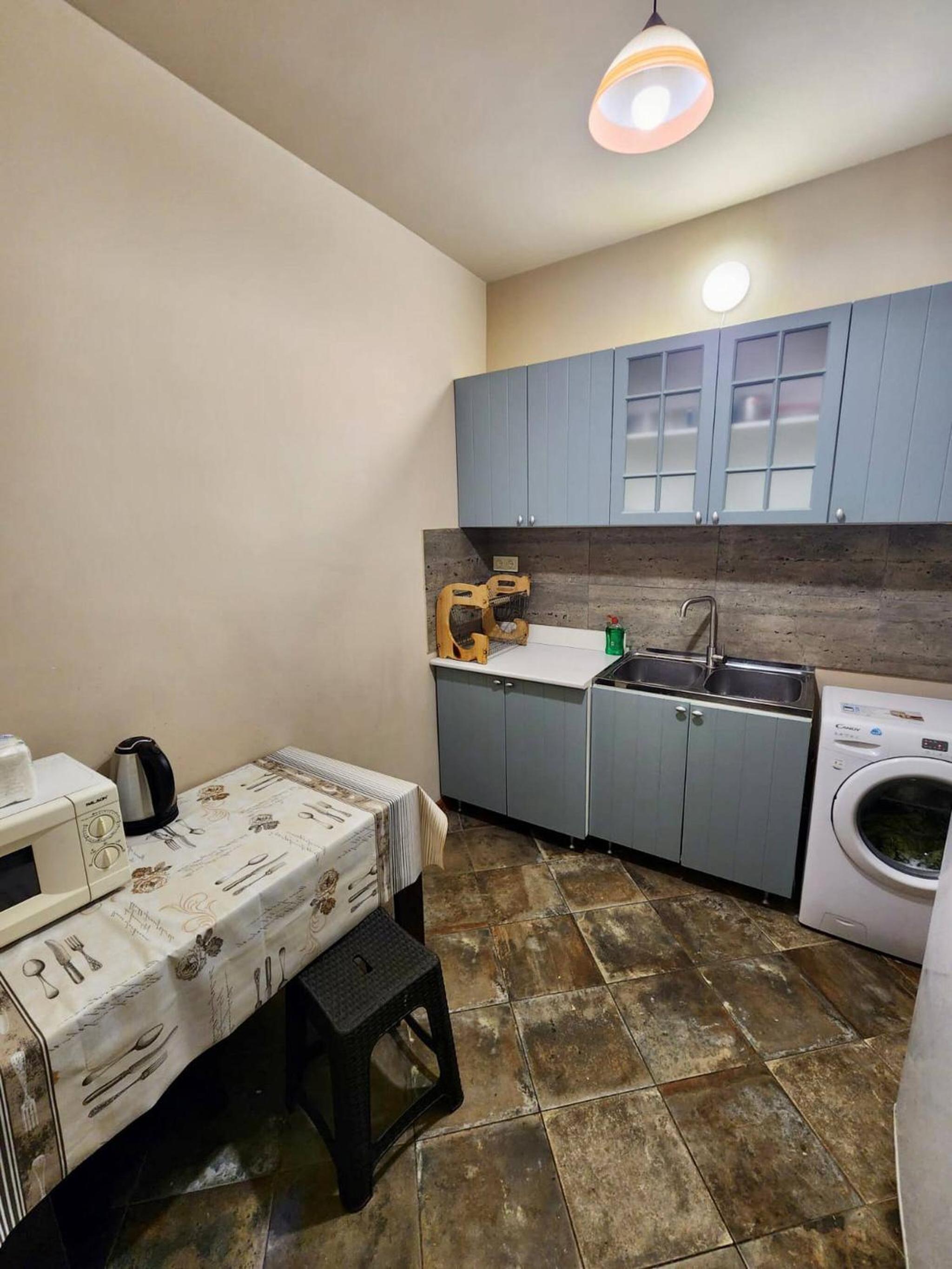 Best Location, Cozy Spacious Apart Near Republic
