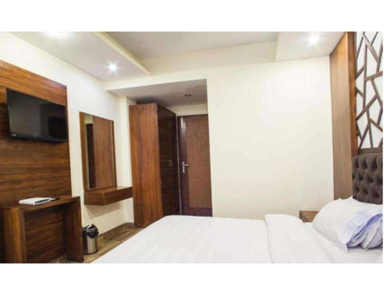 Hotel Valley View, Mussoorie view 2
