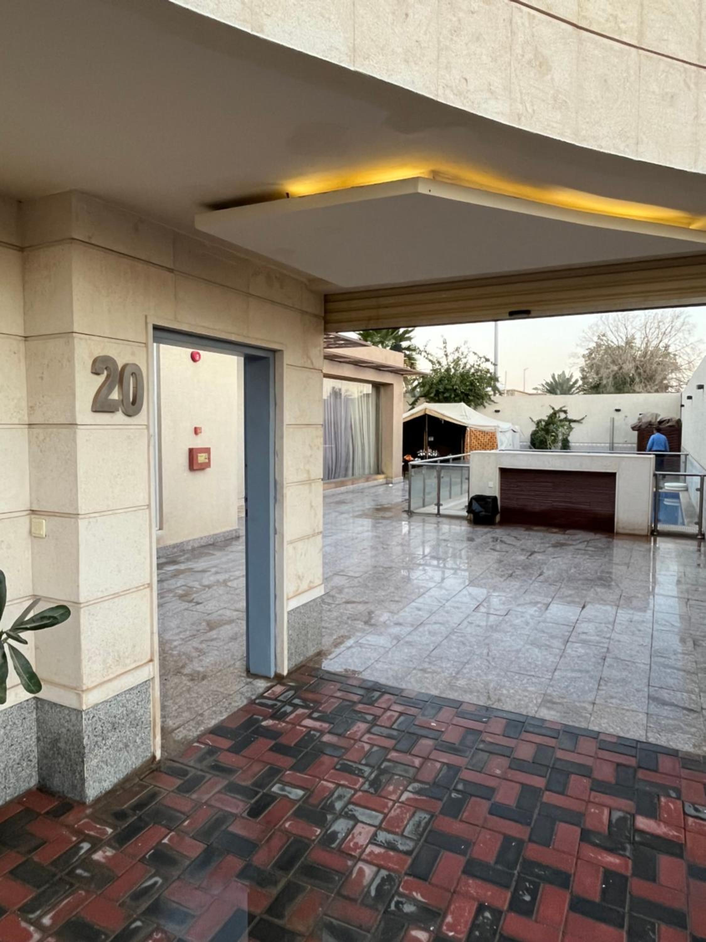 Tola Holiday House Al Rimal