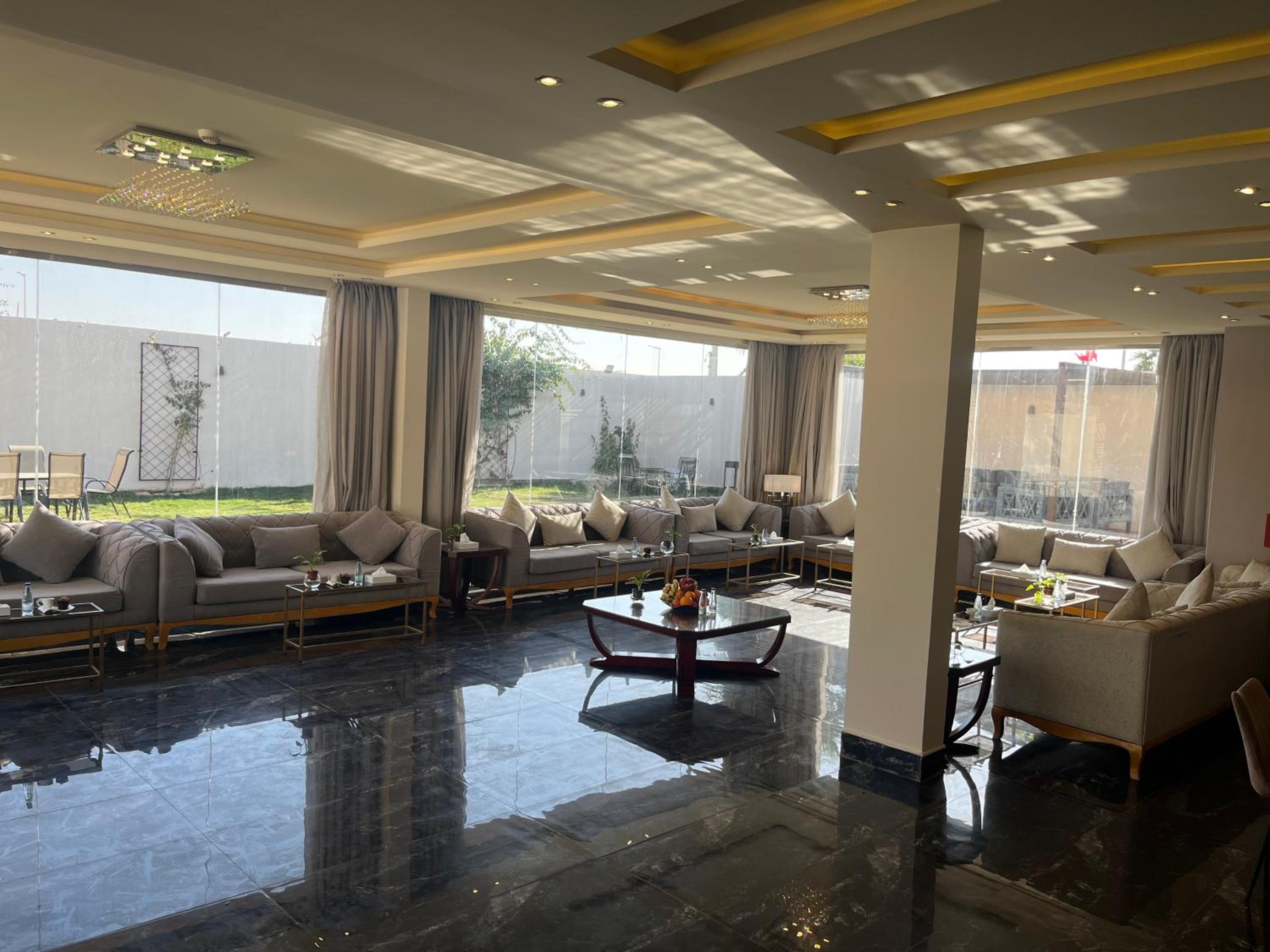 Tola Holiday House Al Rimal