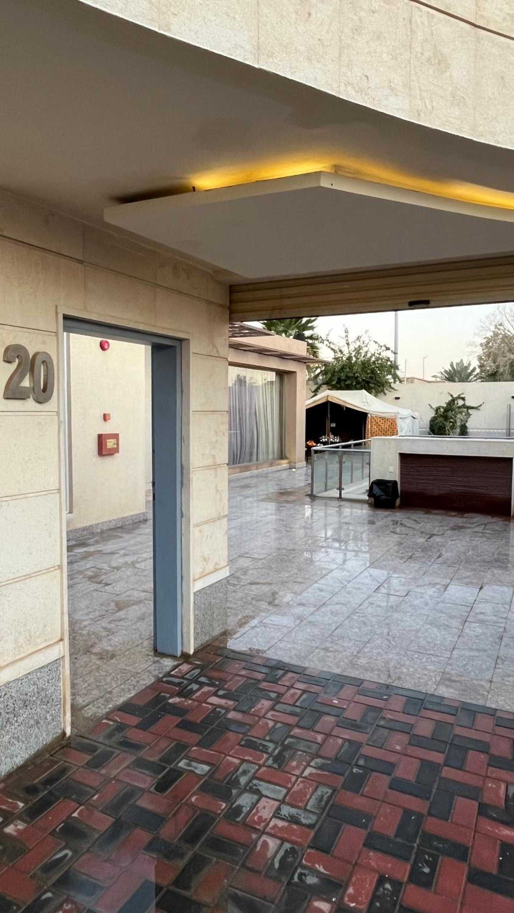 Tola Holiday House Al Rimal