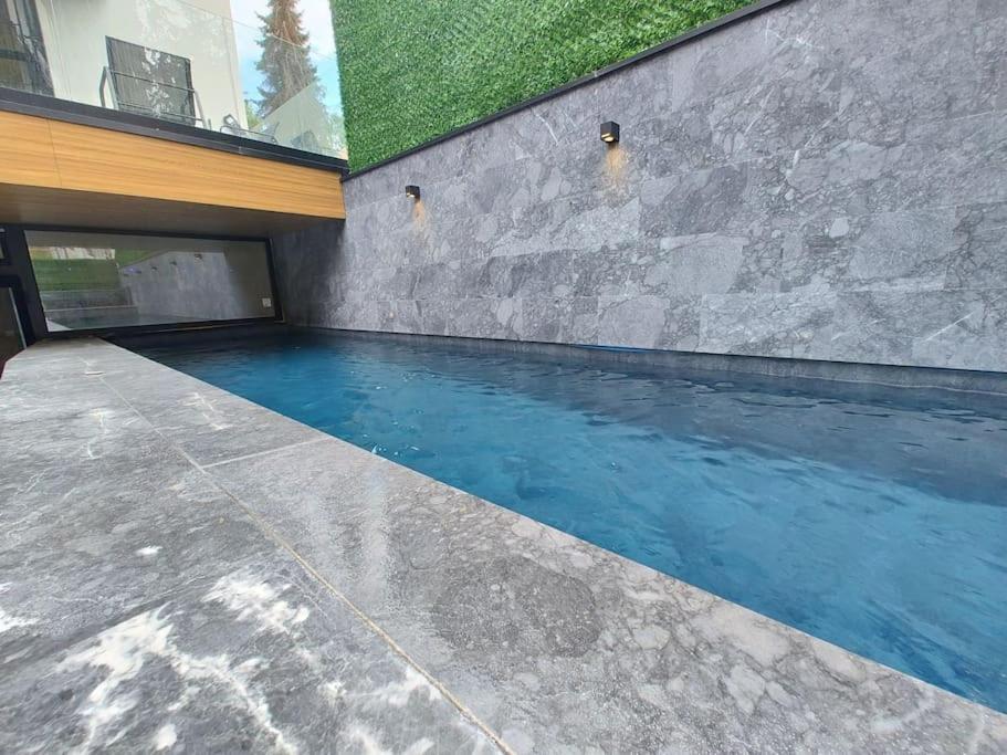 Dameski house Srebrni vrhovi view 4