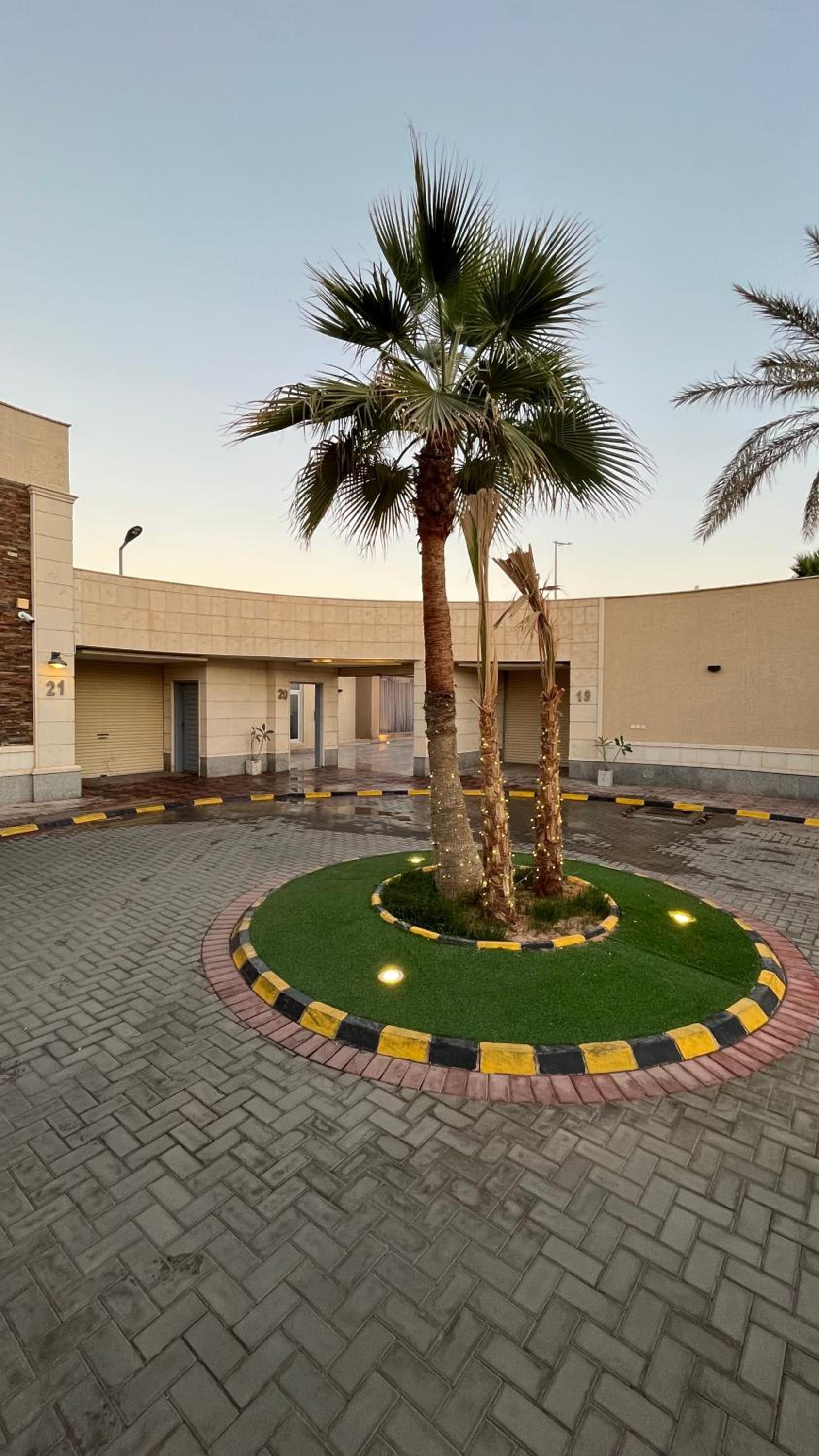 Tola Holiday House Al Rimal
