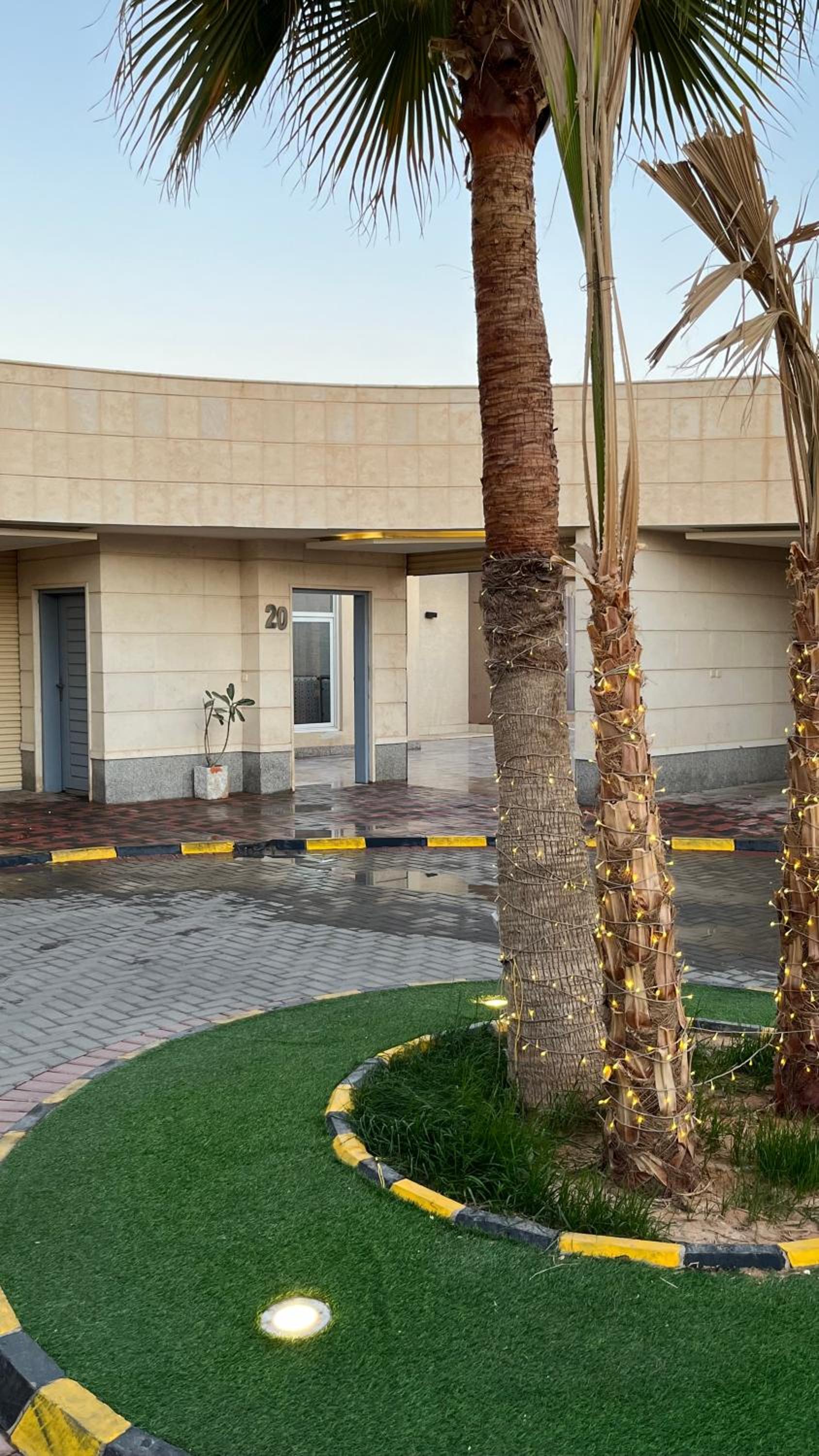 Tola Holiday House Al Rimal
