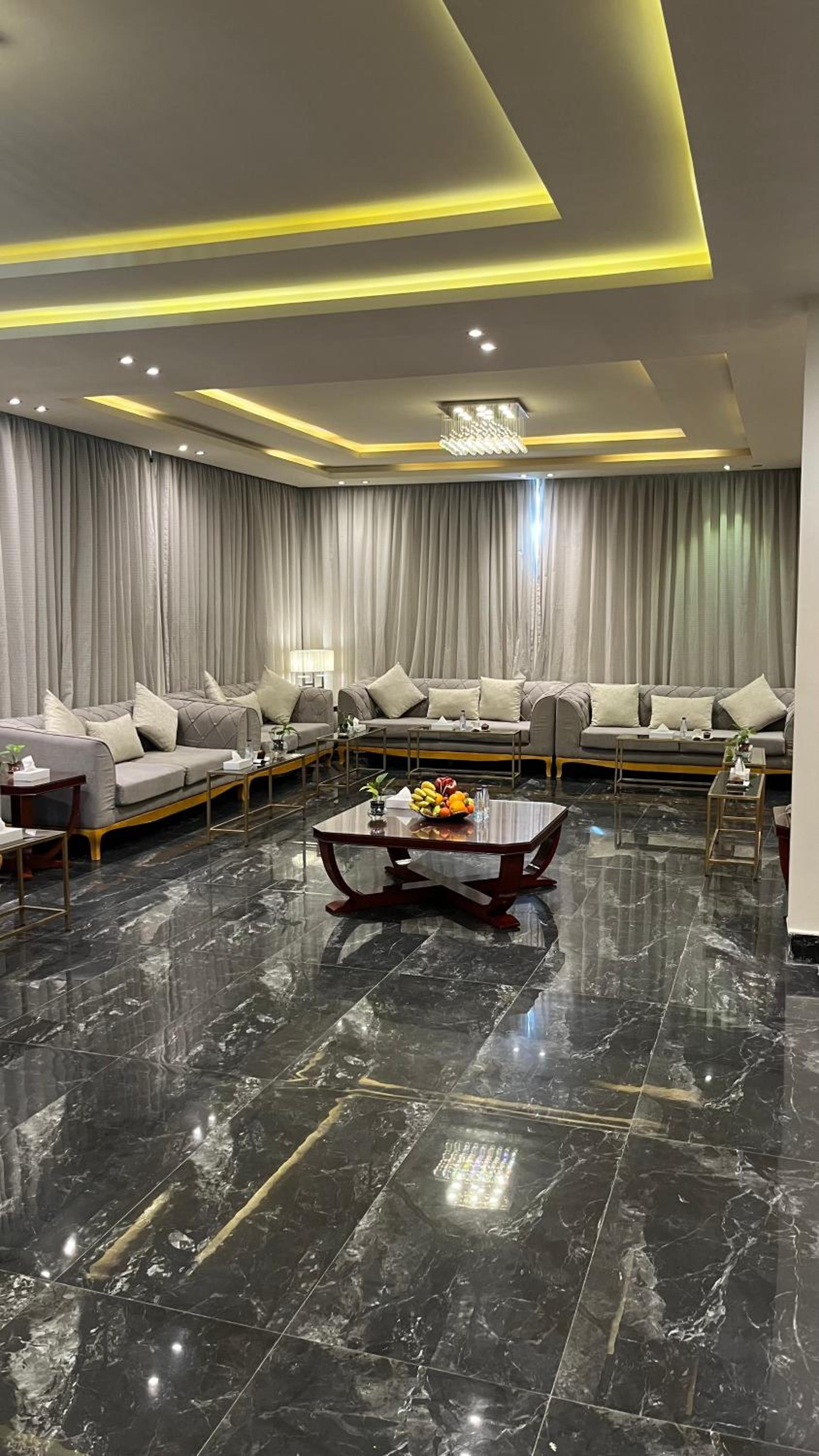 Tola Holiday House Al Rimal