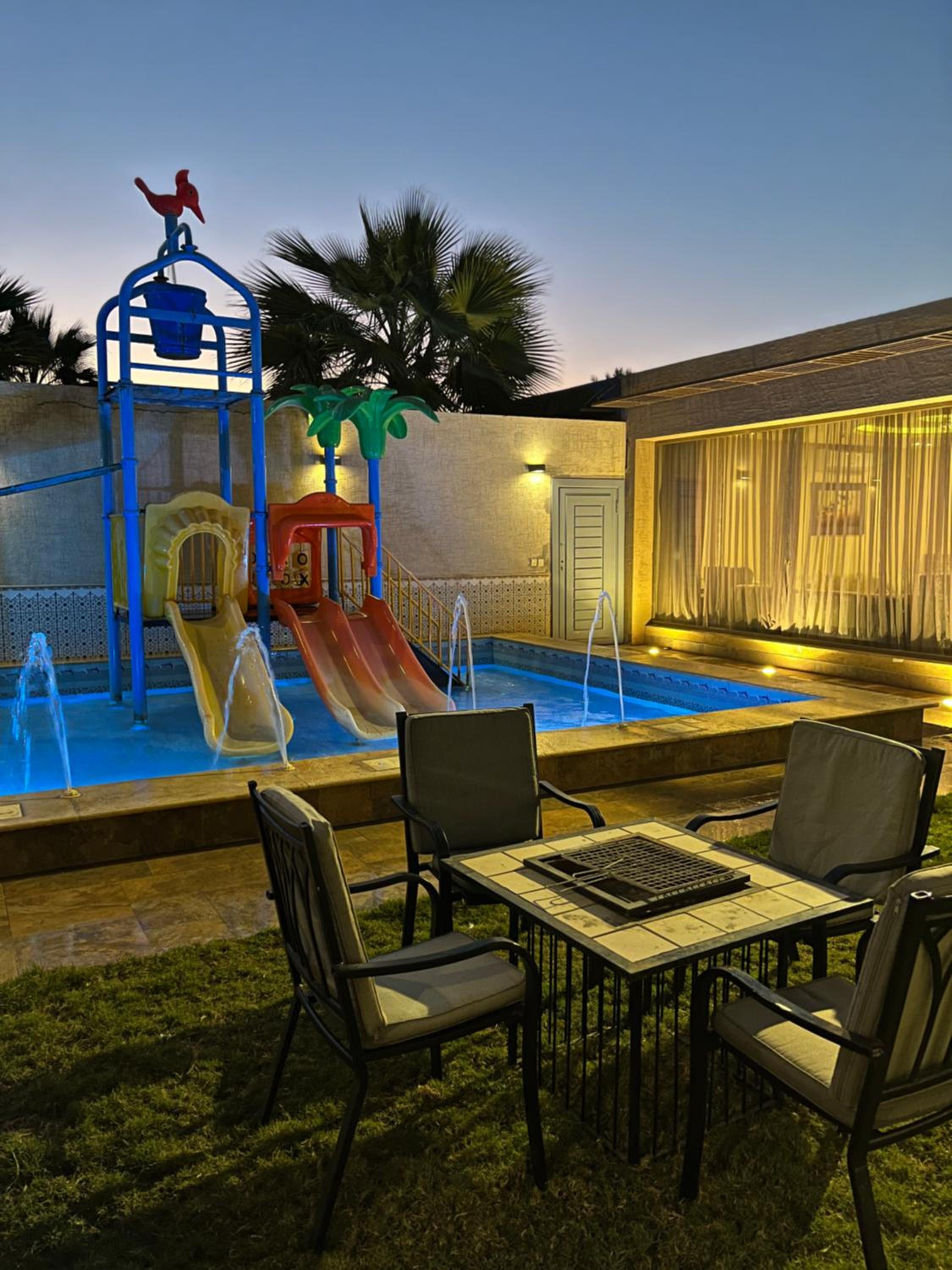 Tola Holiday House Al Rimal