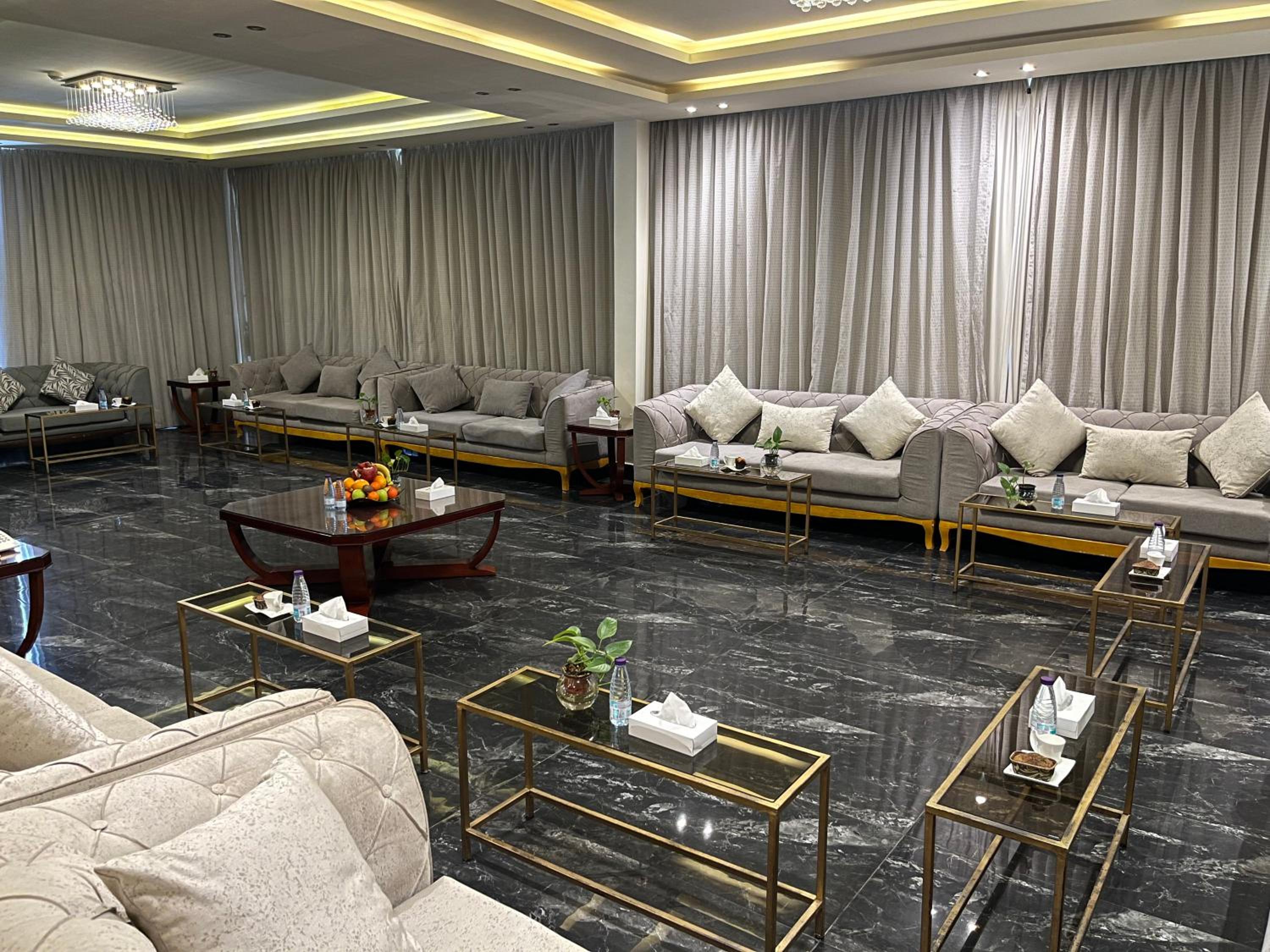 Tola Holiday House Al Rimal