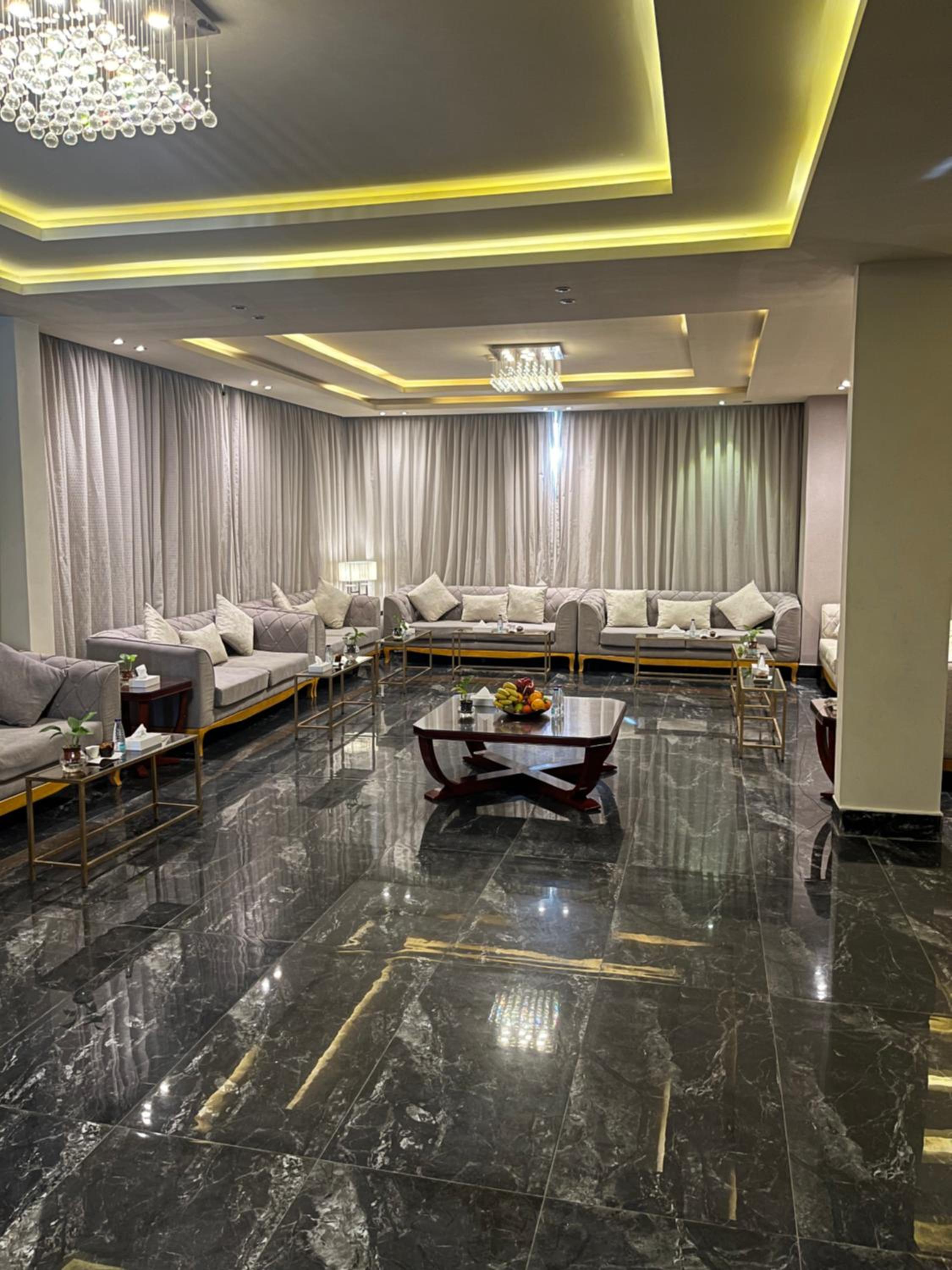 Tola Holiday House Al Rimal