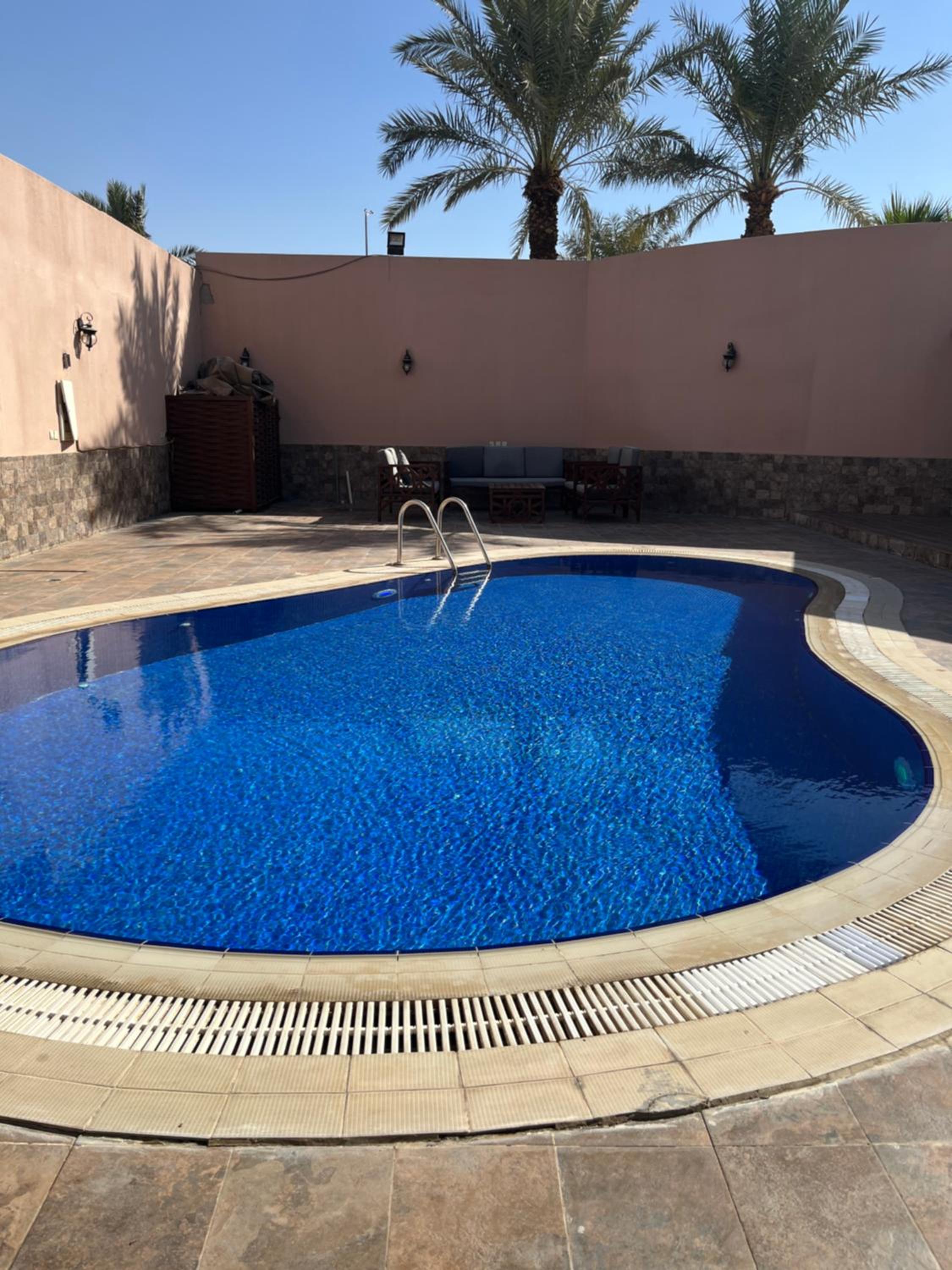 Tola Holiday House Al Rimal
